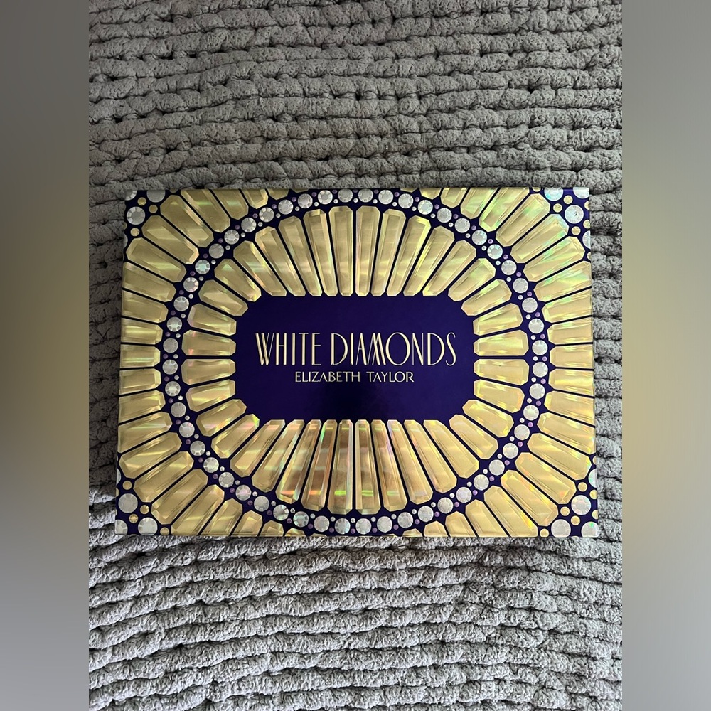 White diamonds, Elizabeth Taylor perfume/lotion set